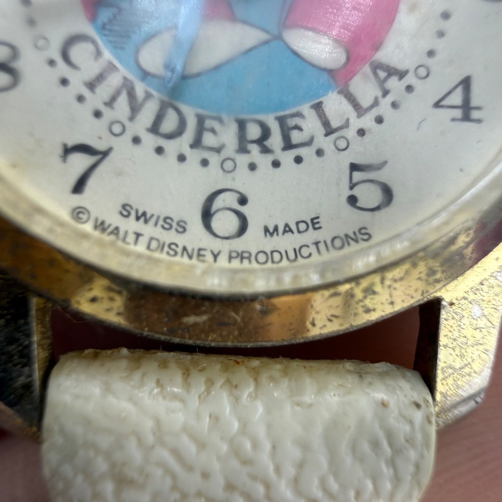 Vintage Disney Cinderella Wristwatch Silver Gold Tone Untested 7.5in - Picture 4 of 8